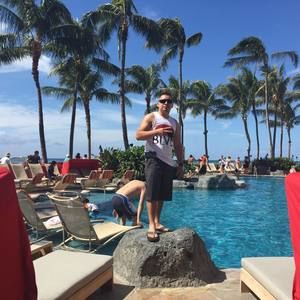 Meet your Posher, Hector